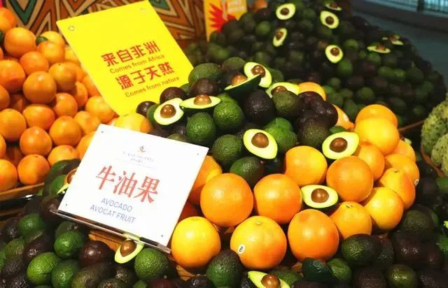 刚刚!袁隆平墓前发生惊人一幕,外交部发言人都忍不住公布...