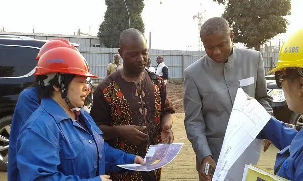 刚刚!袁隆平墓前发生惊人一幕,外交部发言人都忍不住公布...