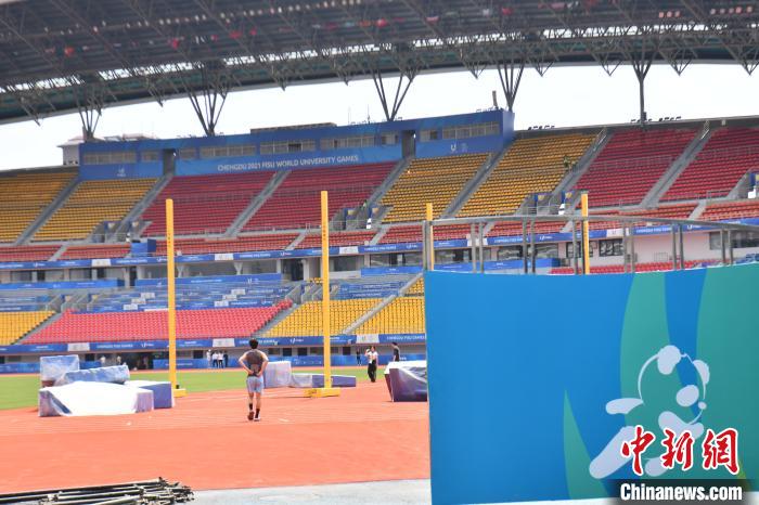 成都双流体育中心体育场内部。 张浪 摄 成都双流体育中心体育场内部。 张浪 摄