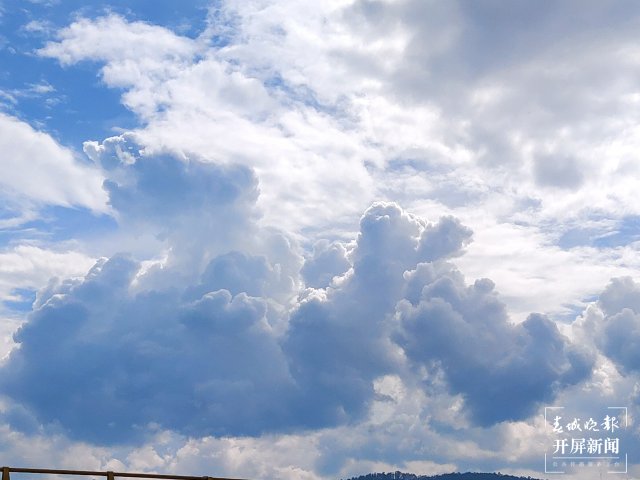 大理弥渡：彩云宛如宫崎骏漫画的彩色天空 (3).jpg