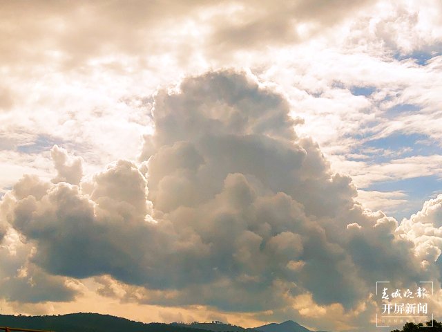 大理弥渡：彩云宛如宫崎骏漫画的彩色天空 (13).jpg