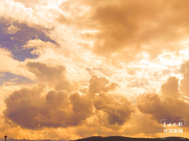 大理弥渡：彩云宛如宫崎骏漫画的彩色天空 (14).jpg