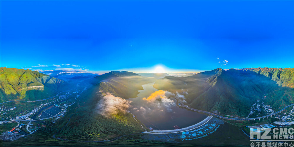 会泽县毛家村水库风景如画 刘光信 摄 (9).JPG