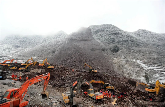 镇雄县"1·22"山体滑坡灾害搜救实录_昆明信息港