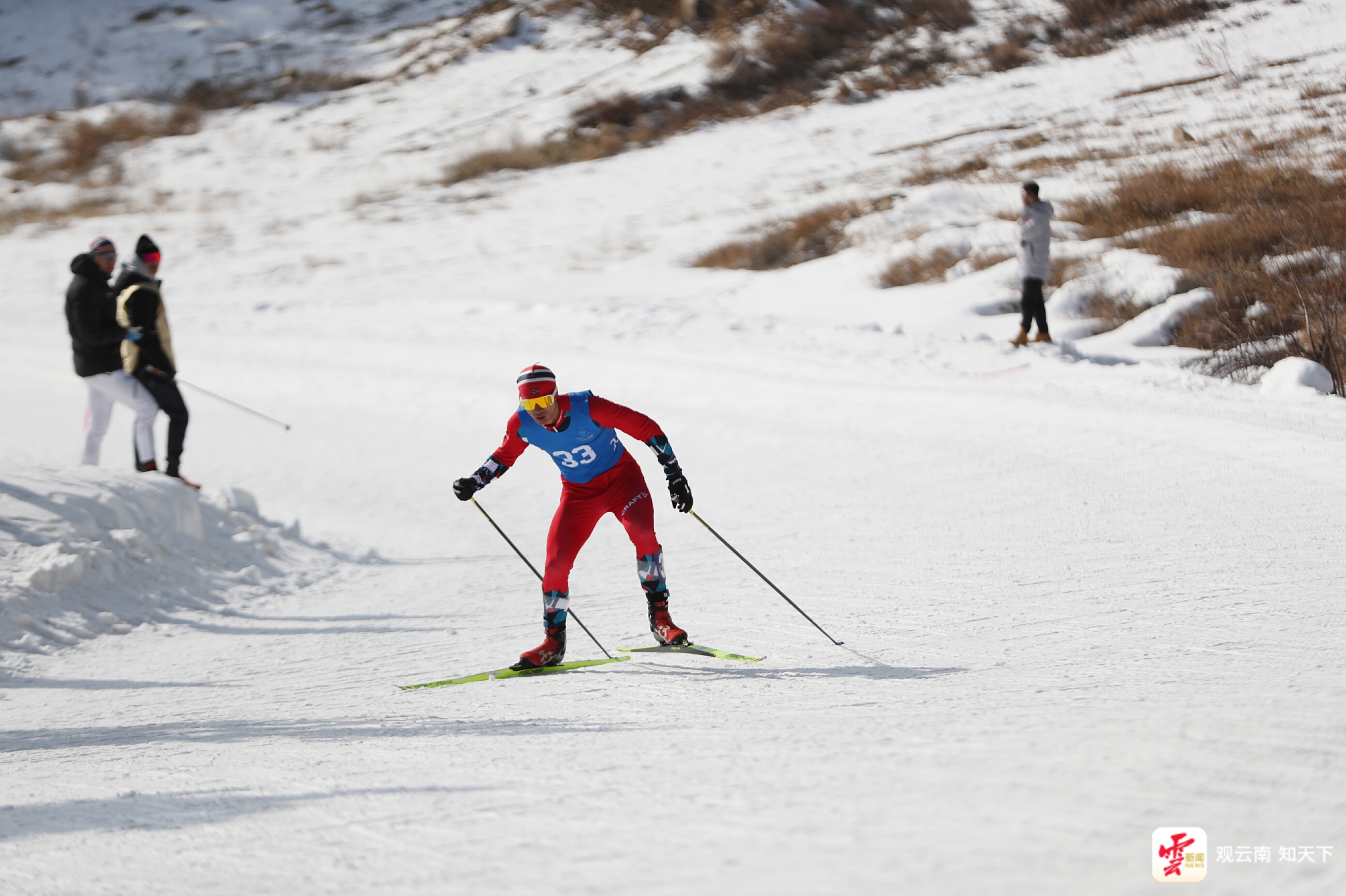 越野滑雪金银闪耀单板跳台女将抢眼