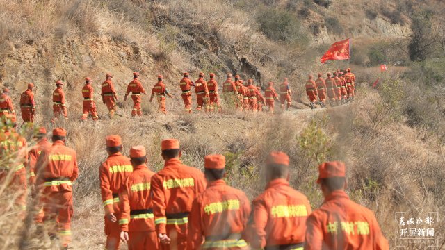 （采访传编辑）700余名森林消防指战员集中野外驻训，全面提升防灭火实战能力 (6).jpg
