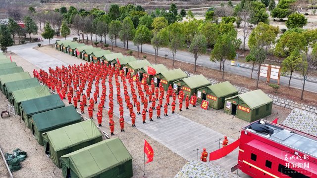 （采访传编辑）700余名森林消防指战员集中野外驻训，全面提升防灭火实战能力 (43).jpg