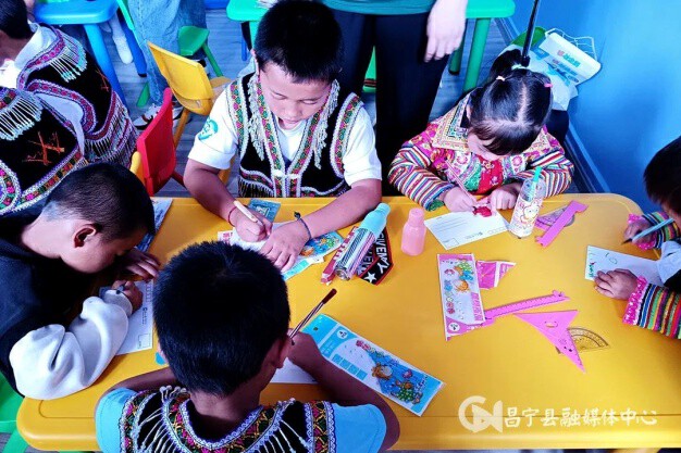 云南的“幸福食堂”和“儿童之家”是啥样？云新闻带你“探店”