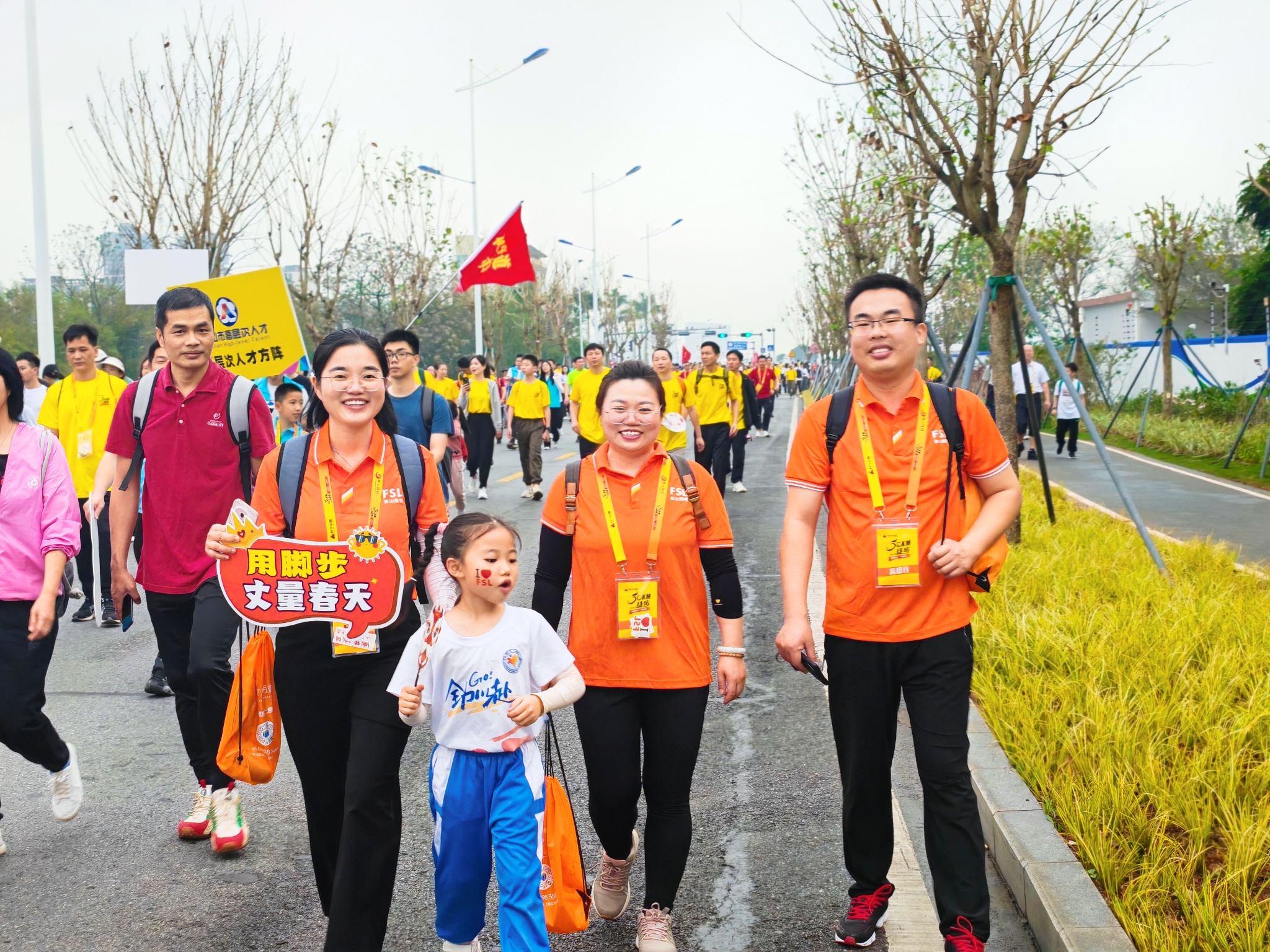 12沿途组图：高明方阵成员