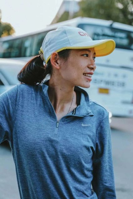 全国锦标赛女子组第一云南姑娘张德顺