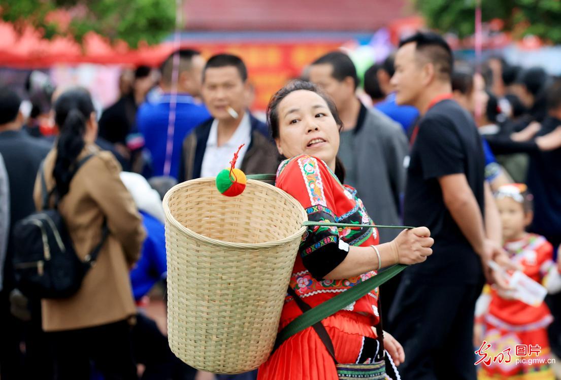 歌声悠扬传千古 非遗文化展华章——广西各族共庆“三月三 歌声悠扬传千古 非遗文化展华章——广西各族共庆“三月三