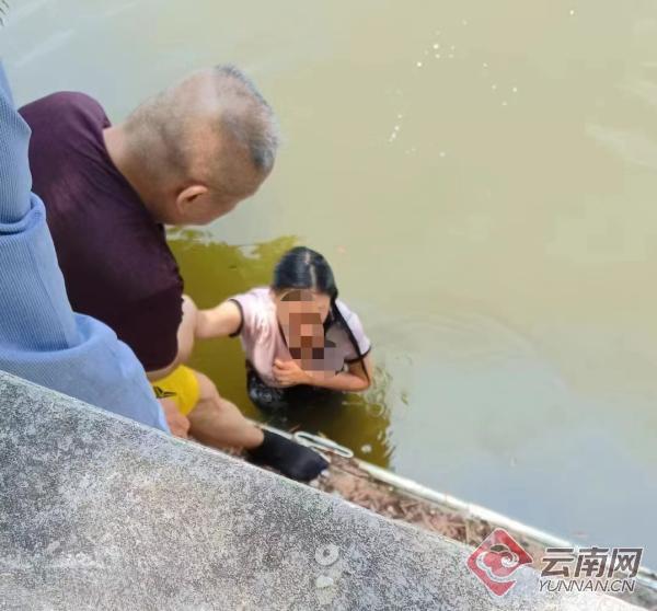 云南抗癌斗士李亚杰勇救落水女子 以大爱绽放生命之光