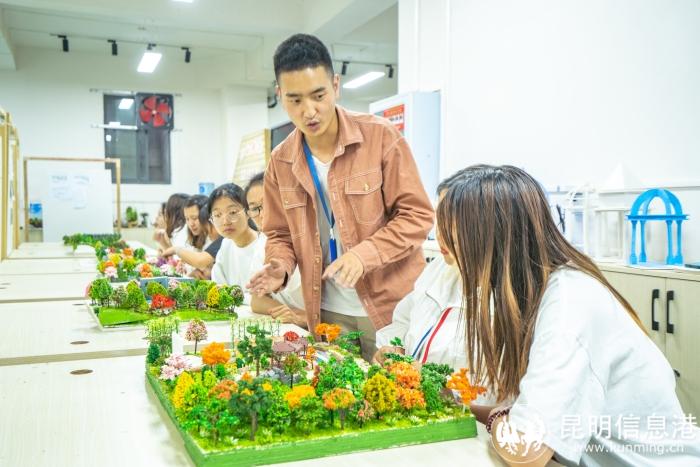 1610944_700x700 1610944_700x700