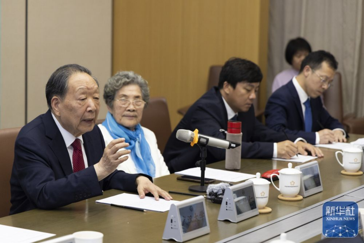 新华全媒 丨国家最高科学技术奖获得者李德仁:巡天问地 助力建设"遥感