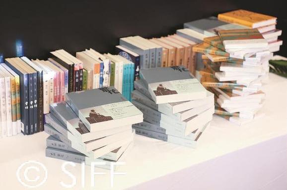 靠什么从文学米仓酿出影视美酒