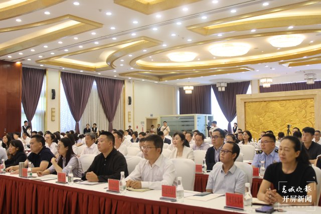 （采访传编辑）开创昆明文旅新局面 昆明文旅集团挂牌成立6.JPG