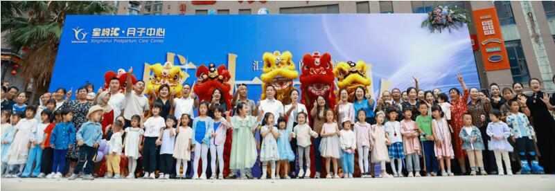 星妈汇昆明店开业现场