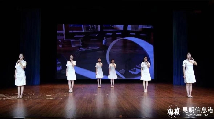 10.朗诵作品《唐诗里的中国》获第六届中华经典诵读省级一等奖