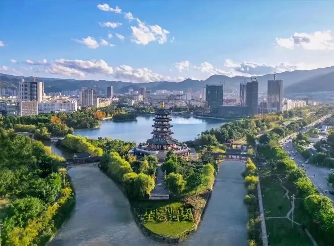 1728876510981526.jpg 311.jpg