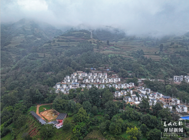 小英家就在这个村 副本.png