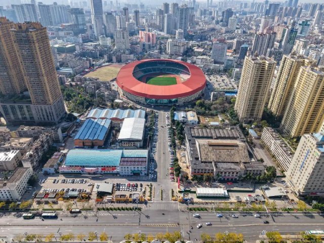 云南省拓东体育中心体育馆提升改造项目(图源 都市时报)