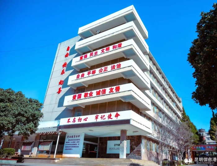 d7981fe4ae7d44e8724c35e8828064a