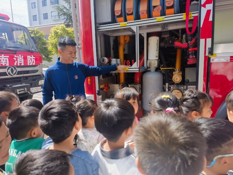 E:\WeChat Files\wxid_343z4jg0plkj22\FileStorage\Temp\848213aa29037fd48fd5b914b69d049.jpg