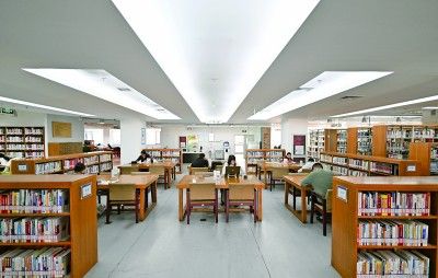 24小时图书馆 阅读生活不打烊