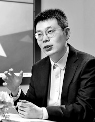 书写挺膺担当的奋斗答卷