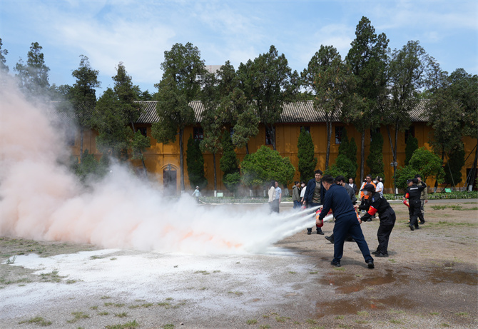 25ca8d40cb997f89a7f8a86ce5e59511