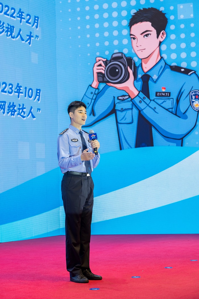 “连警小哥”单禹齐分享《我是“连警小哥”》