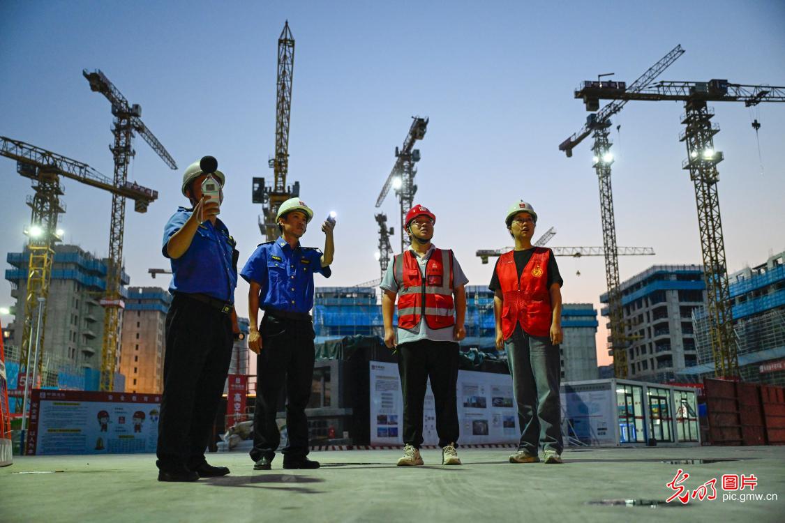 【青春逐梦 高考时刻】静音降噪 为考生筑牢“隔音墙”