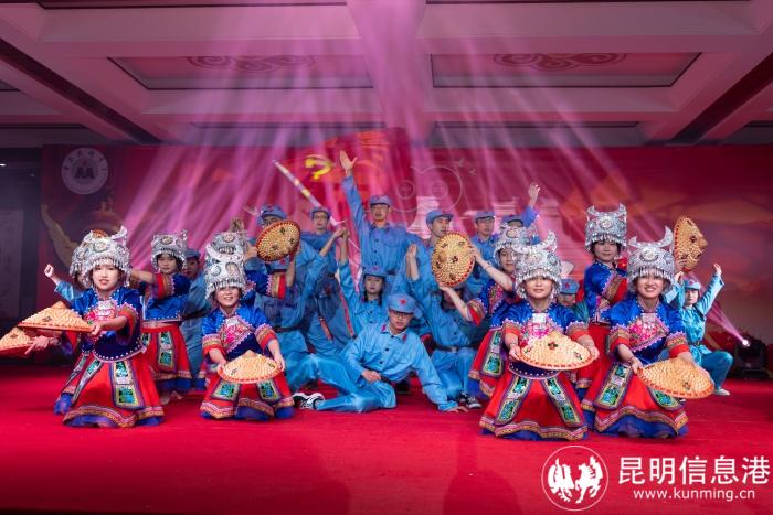 精彩纷呈的艺术节表演 精彩纷呈的艺术节表演