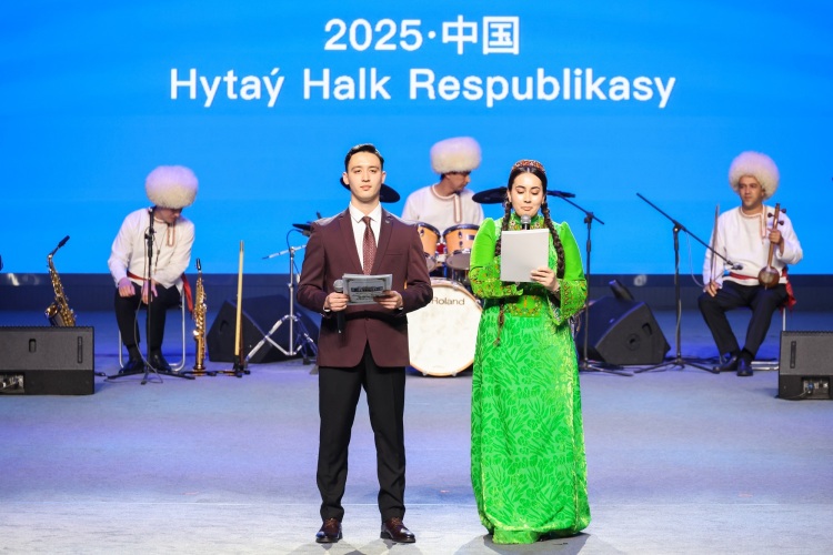 资讯有故事丨土库曼斯坦青年马克：“我想做与中国合作的桥梁”