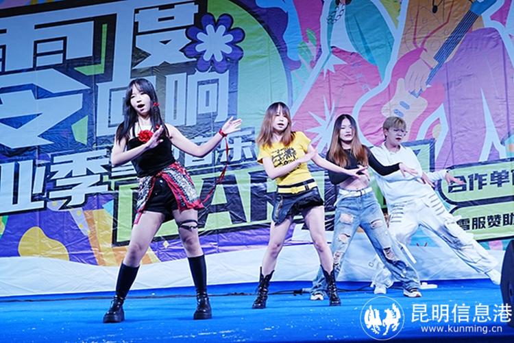 DSC08502-opq3741216563