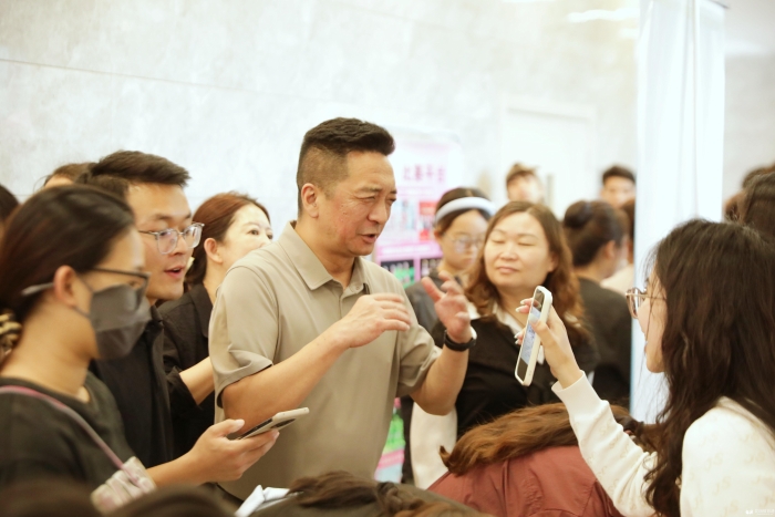 1I4A9877_副本 1I4A9877_副本