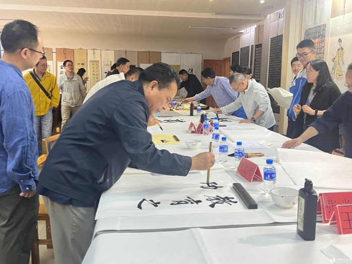 2011751094832_.pic_hd