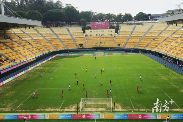 南方+ 姚志豪 拍摄