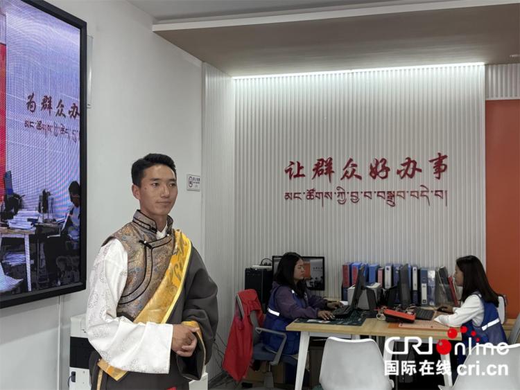 辉煌60年·我们的家园丨民族团结心连心 共享美丽幸福西藏_fororder_图片2