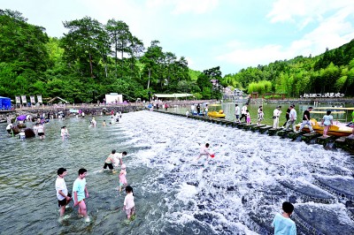 “花样”避暑游，邂逅一夏清凉