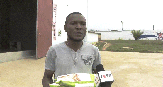 共筑金色梦想丨中国技术为刚果（布）开“粮”方：“这是最优质的木薯粉”