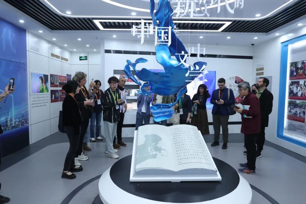 文化新观察|诗歌,如何成为中拉文明对话的“通用语”?