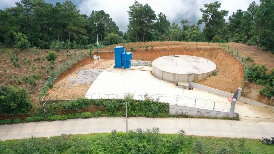 1760061040719832.jpg 25.jpg