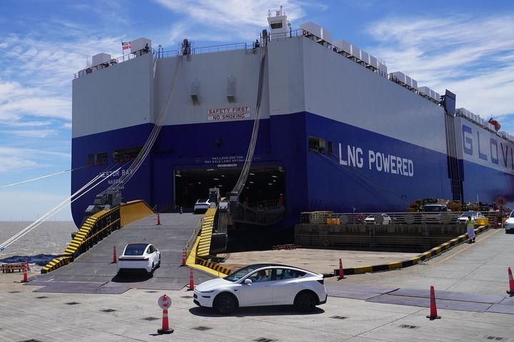 中国之治 稳定之锚——新时代中国为世界贡献发展进步力量