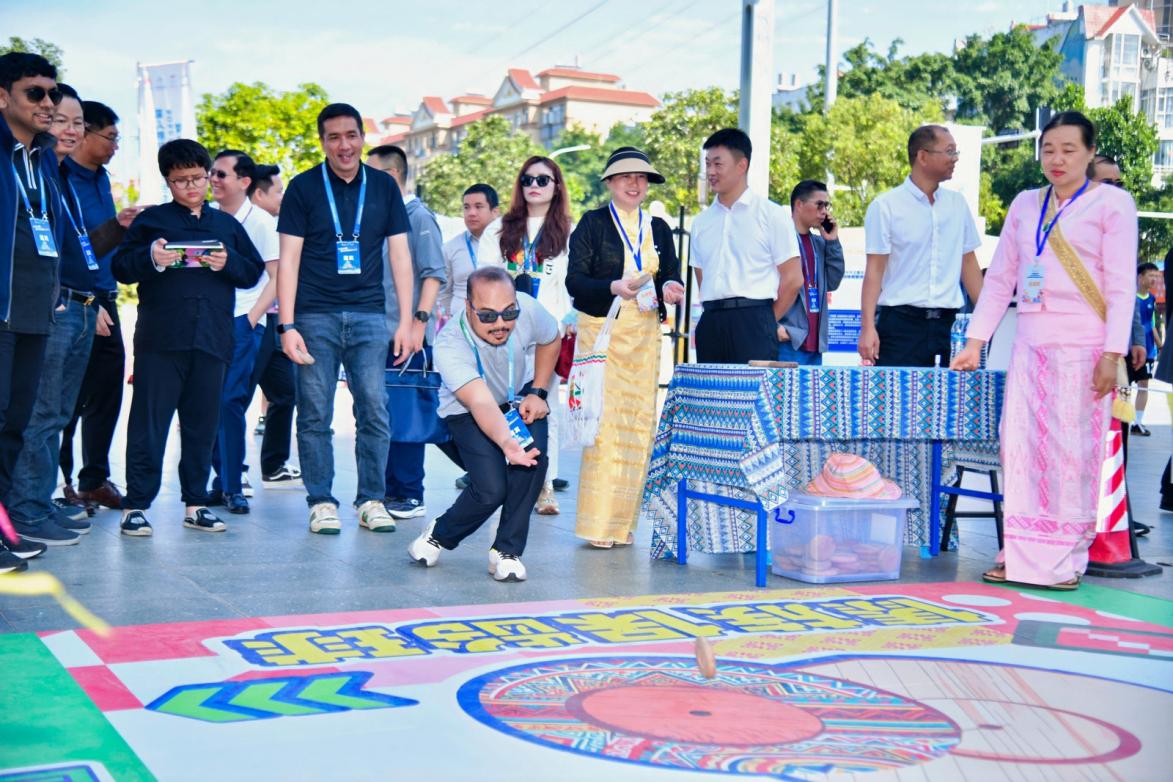 690730c5a310c4de0058452c 690730c5a310c4de0058452c