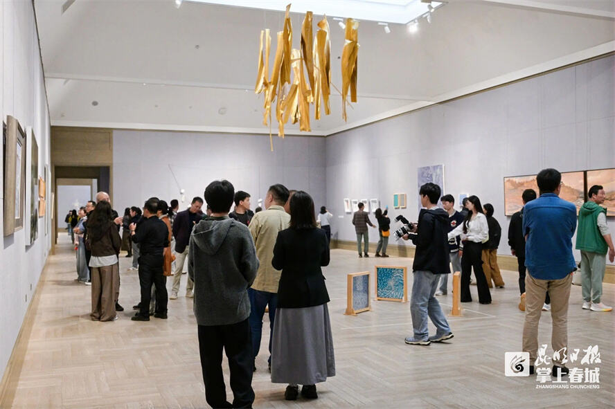 中法两国77幅当代视觉艺术作品在昆展出_昆明信息港