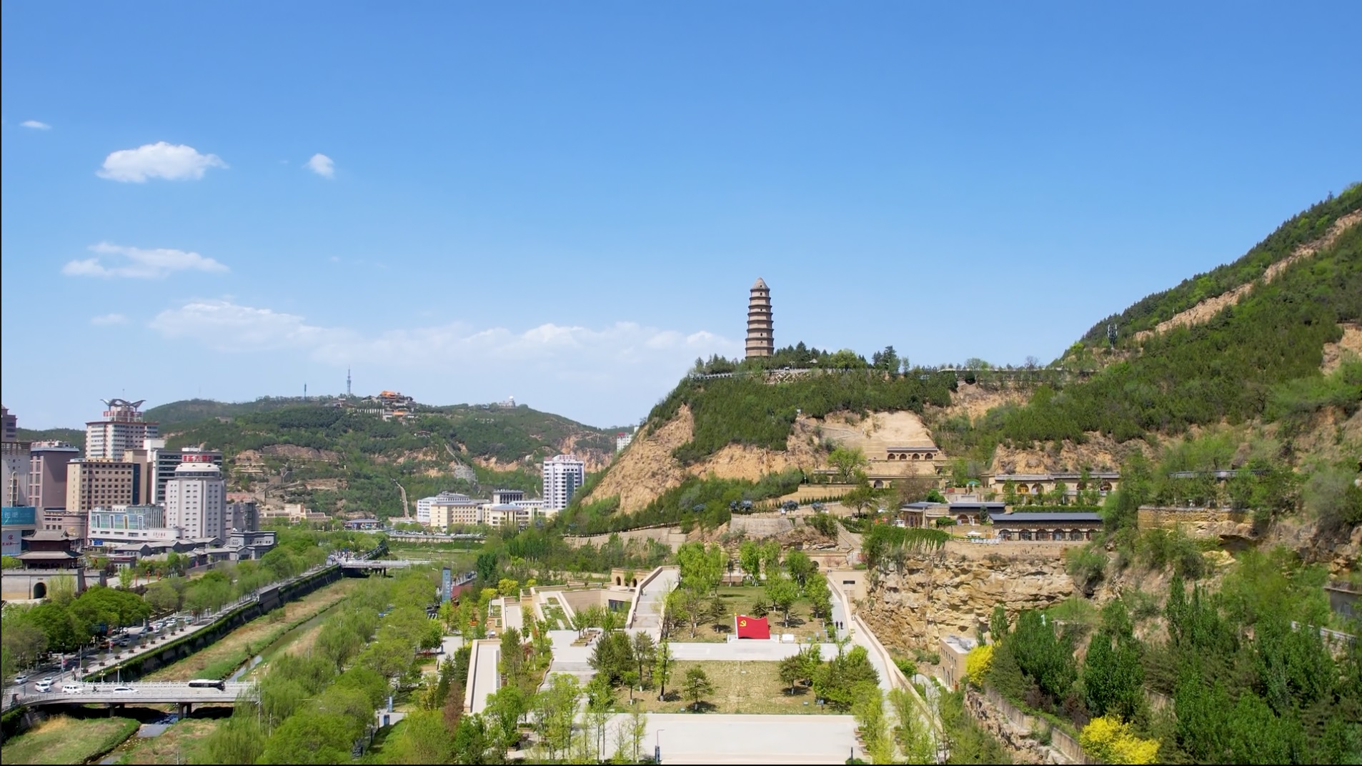 【理响中国·薪火“燃”青春】讲述真实的中国故事:从主动迎客到远播四海 【理响中国·薪火“燃”青春】讲述真实的中国故事:从主动迎客到远播四海