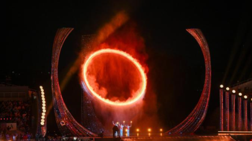 （粤港澳全运会）十五运会的圣火，在南粤大地画了一个圈