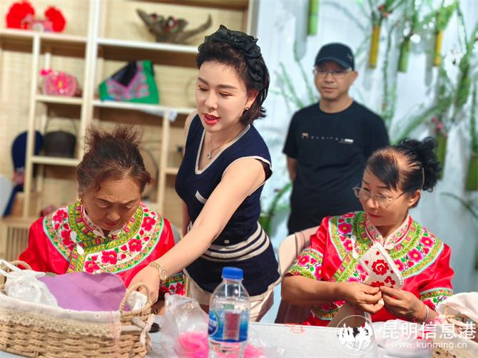 微信图片_20251127223522_41_556 微信图片_20251127223522_41_556