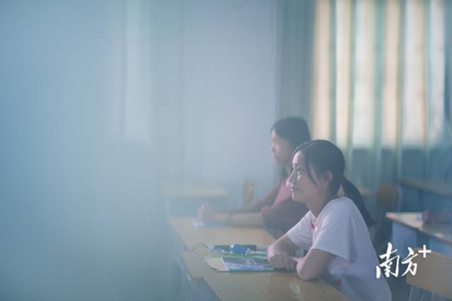 2019年，杨晓婷在潮汕职业技术学院上课。